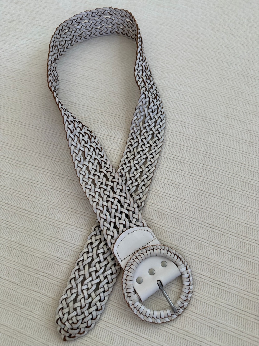 American Eagle 100% Genuine Leather Woven Bohemian Circle Buckle Belt - White